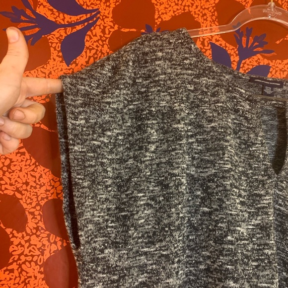 American Eagle Grey Knit Top - Picture 5 of 9